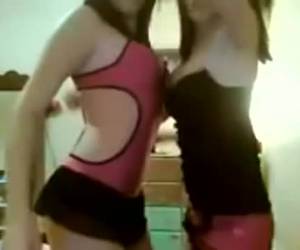 Geile dansende webcammeisjes